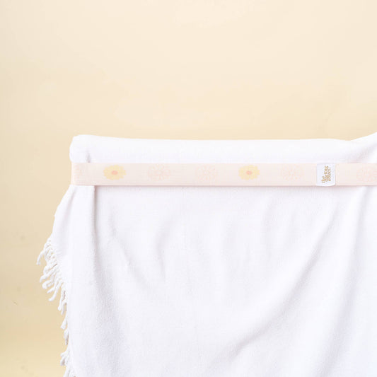 Stay-Put Towel Band-Darling Daisy Peach