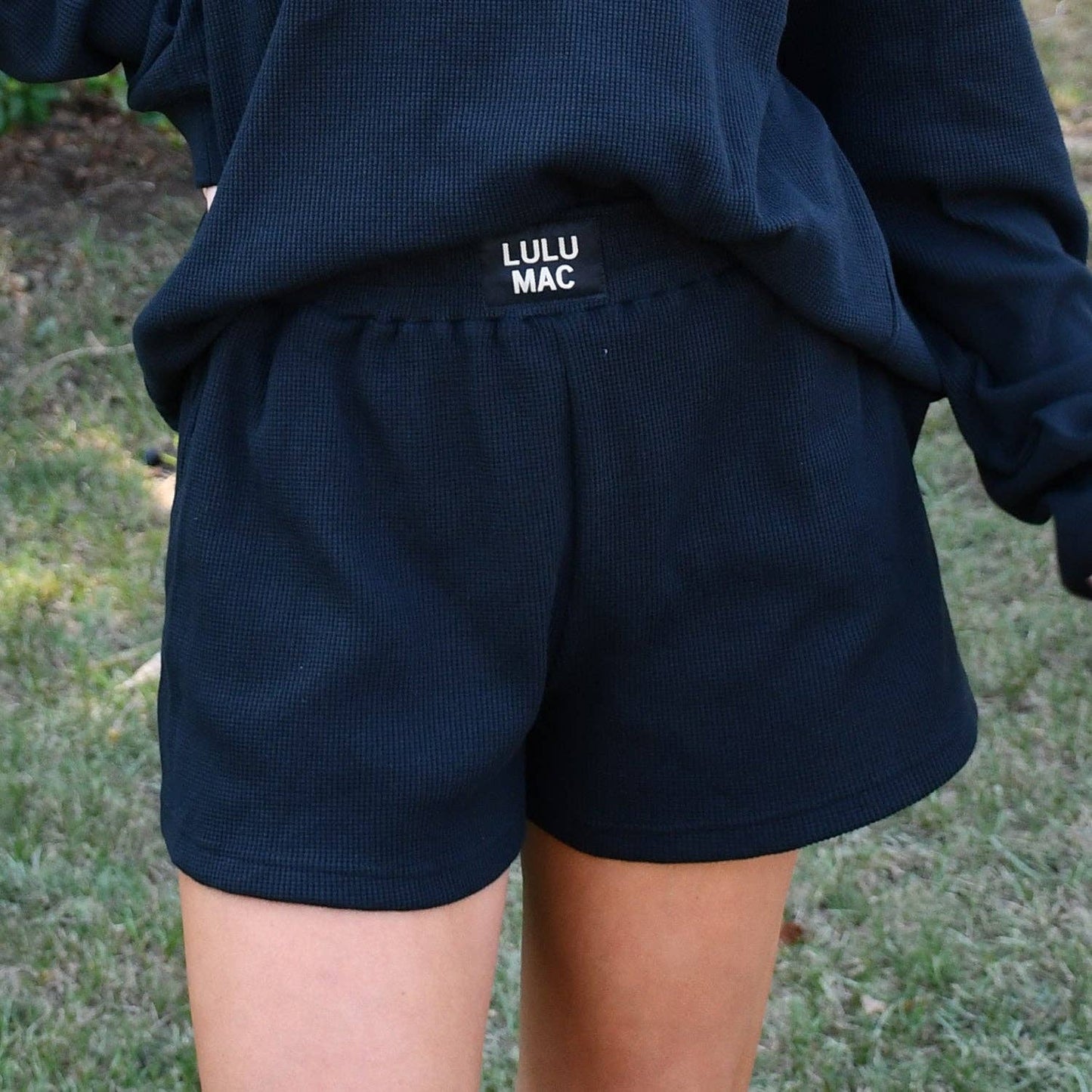 Lulu Mac WAFFLE SHORT-BLACK