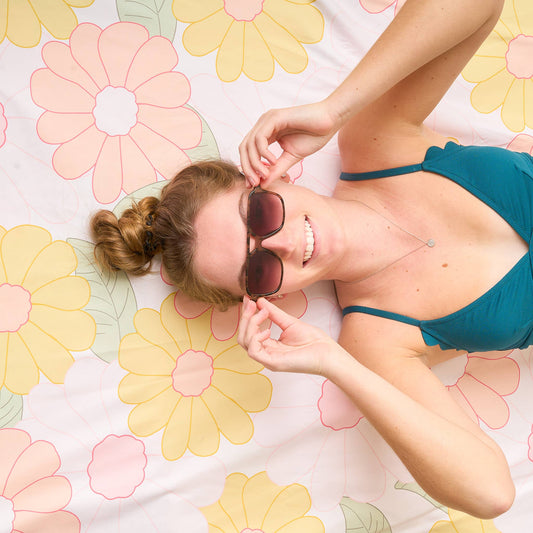 XL Quick-Dry Beach Towel-Daisy Craze Peach