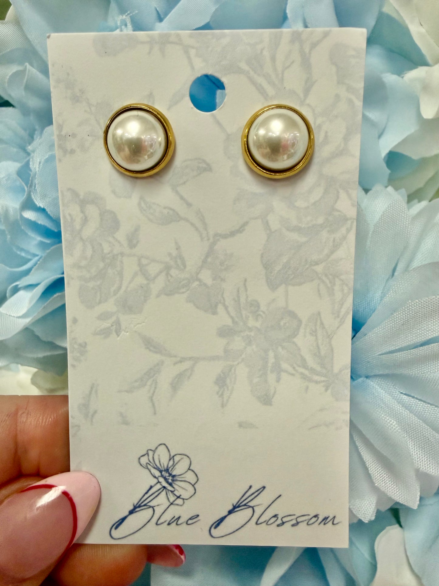 Elise Pearl Studs