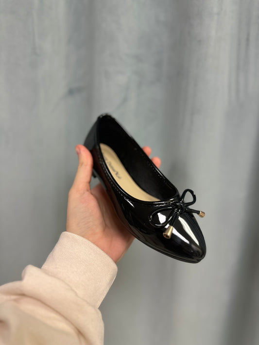 Black Tie Ballet Flat