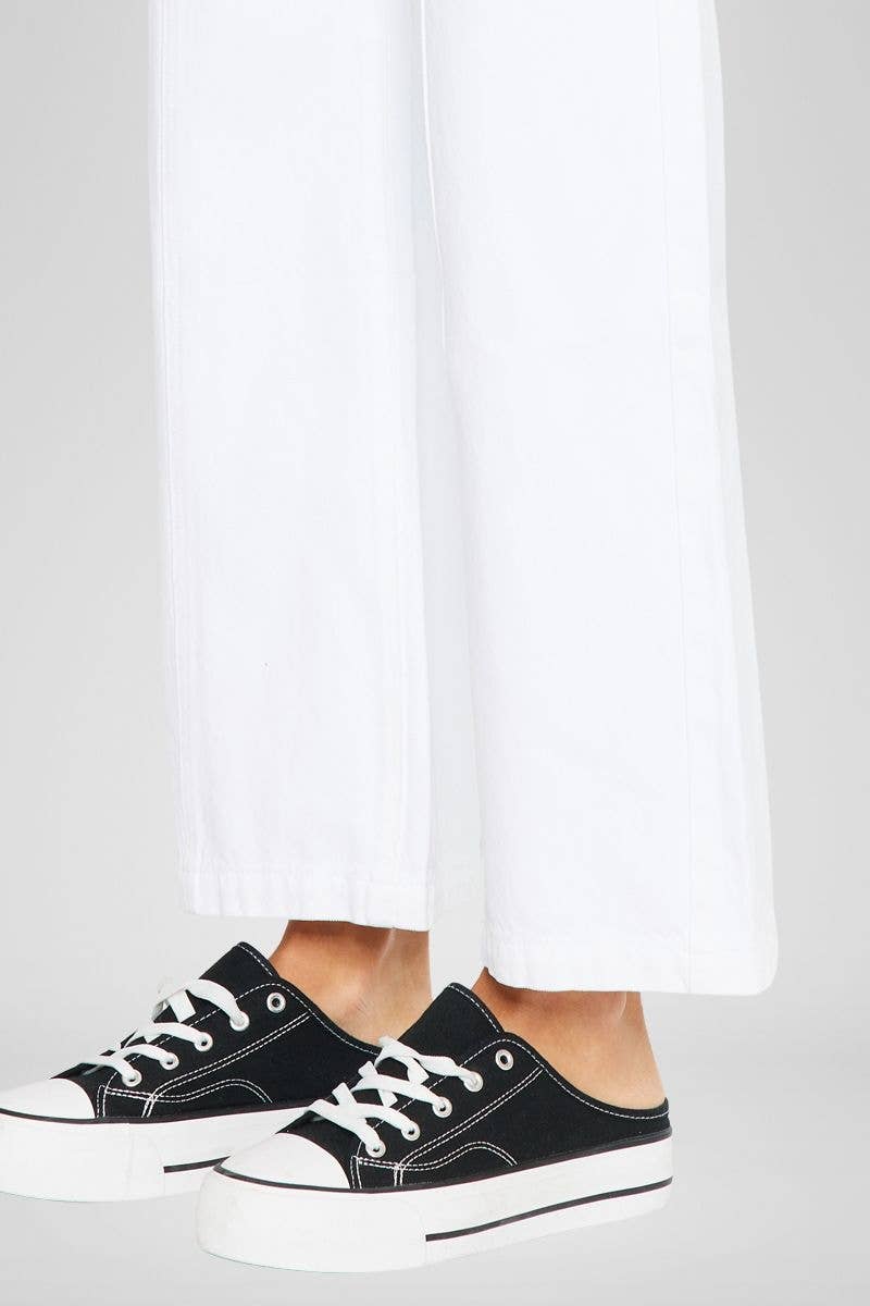 The White Label 90’s Ultra High-Rise Wide Leg Jeans