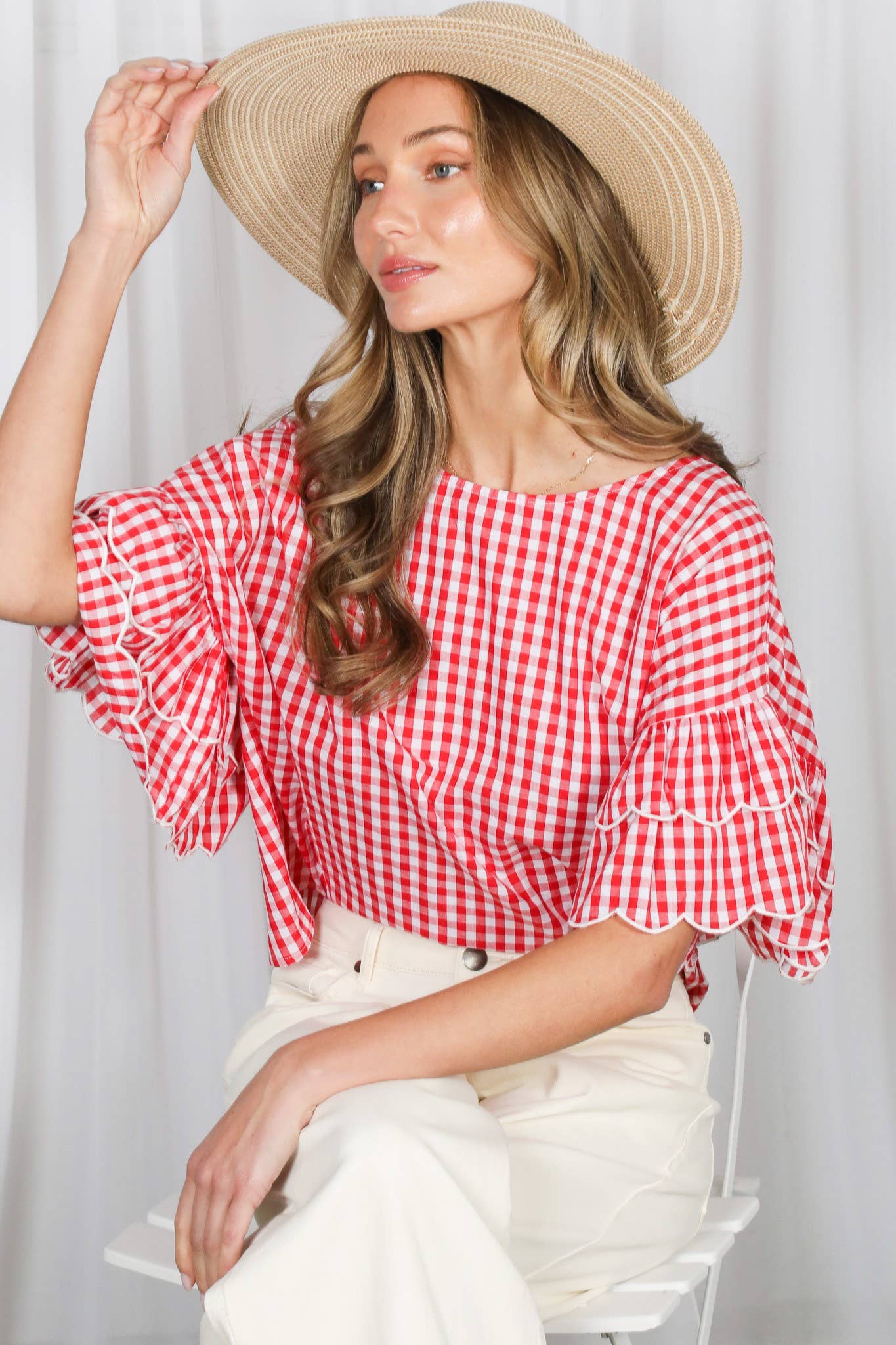Charming Gingham Scallop Edge