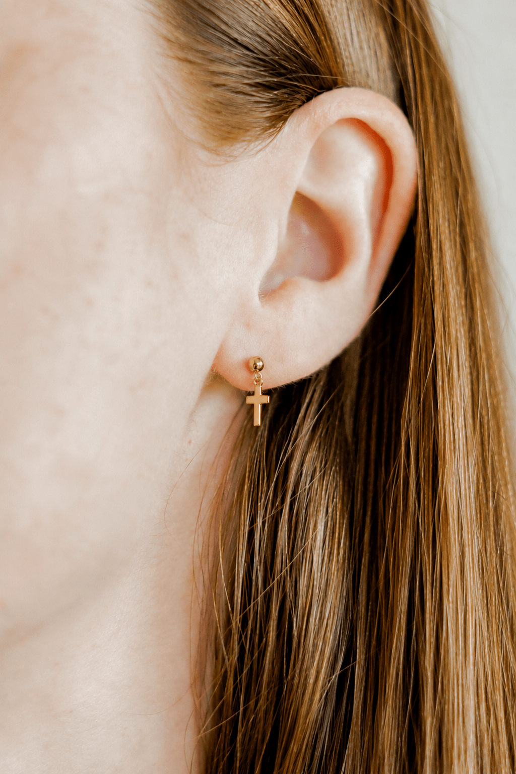 Screwback Stud Earrings - Millie Cross Gold