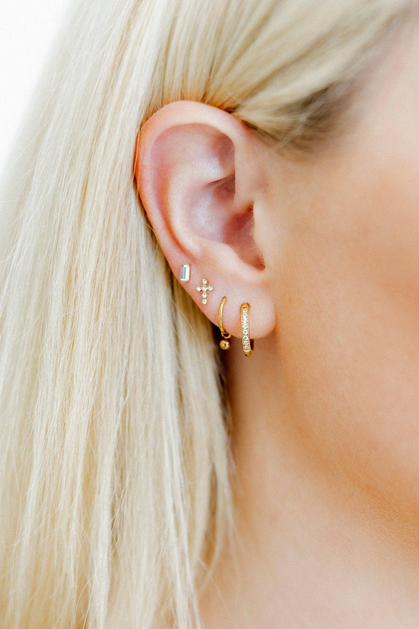 Screwback Stud Earrings - Clara Cross Gold Sparkle