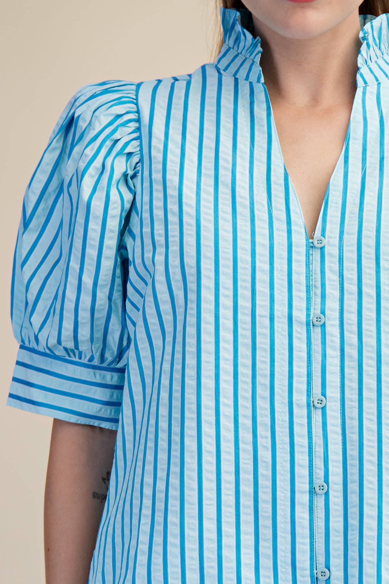 Ruffle V-neck Puff Sleeve Button Down Shirt
