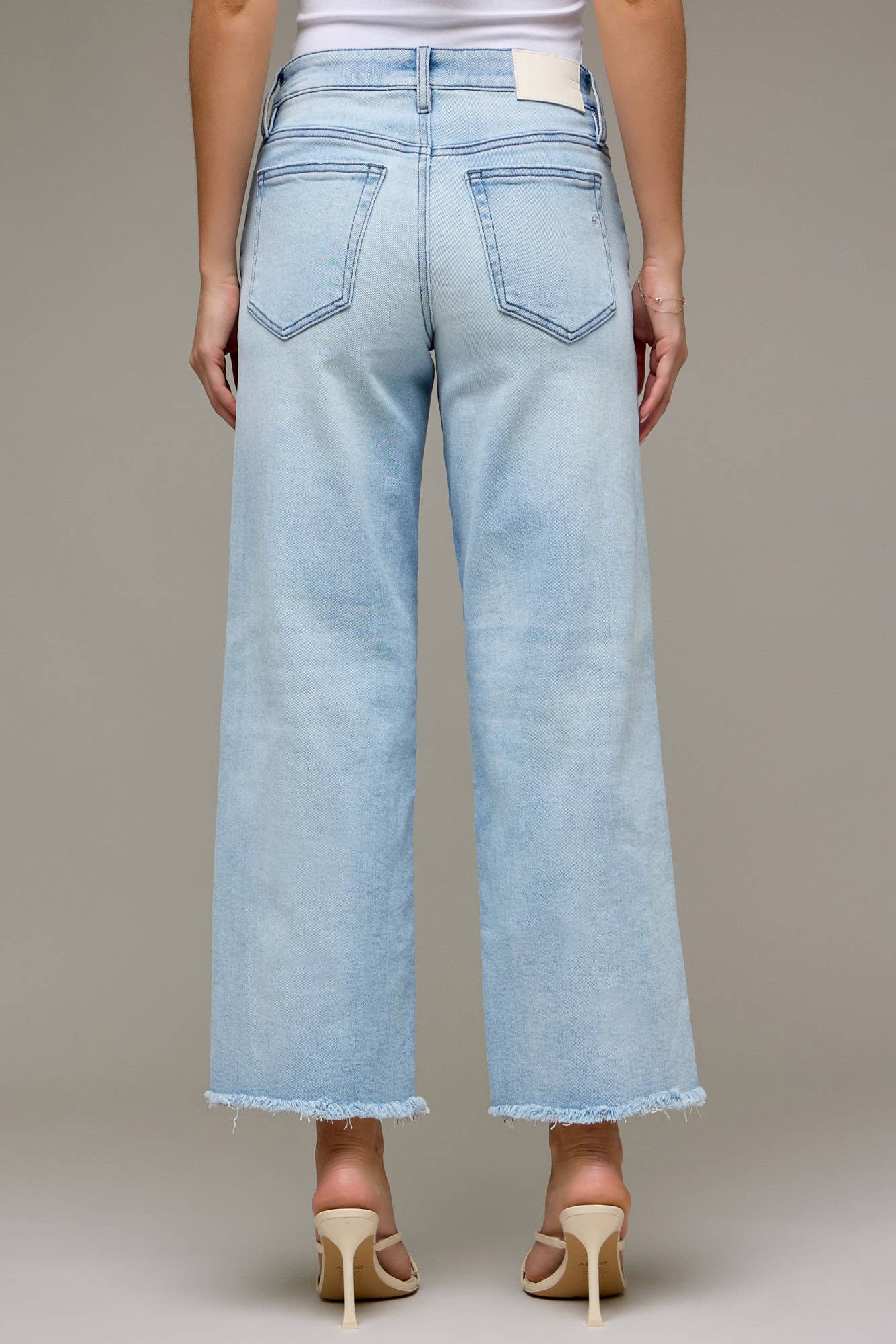 LIGHT WASH PETITE DAD JEAN
