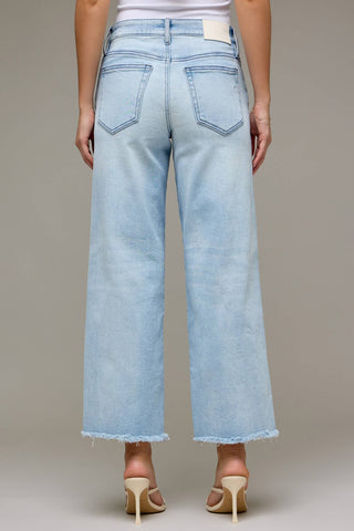 LIGHT WASH PETITE DAD JEAN