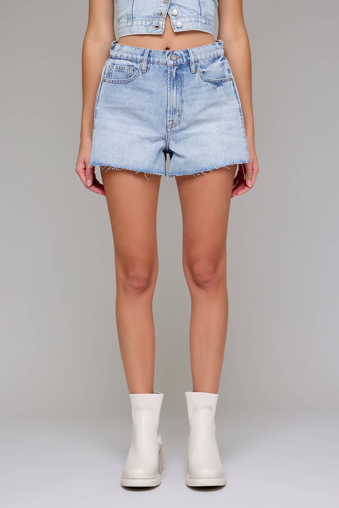 Med Wash A-Line Shorts