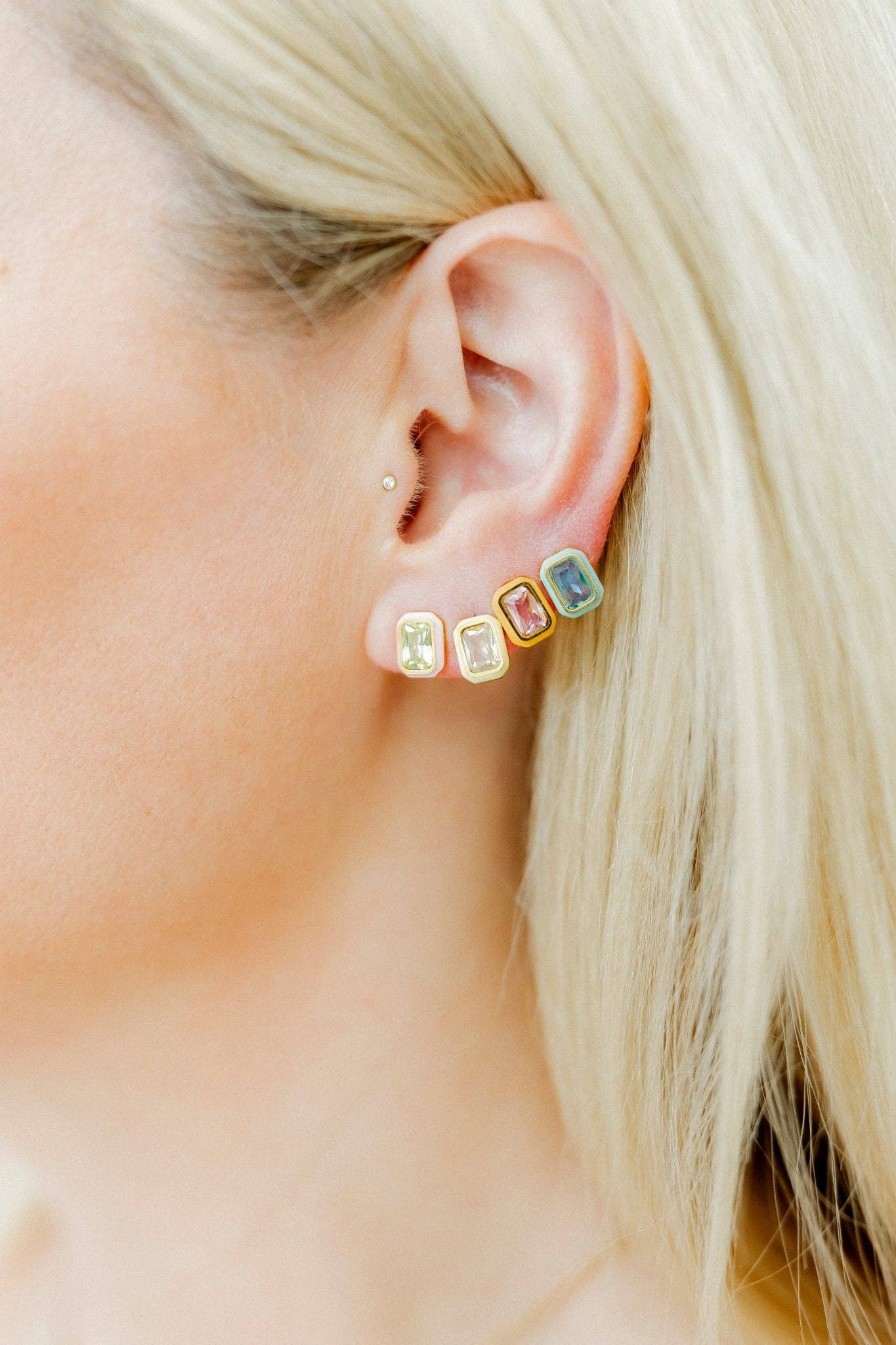 Screwback Stud Earrings - Whitney Pink Apple