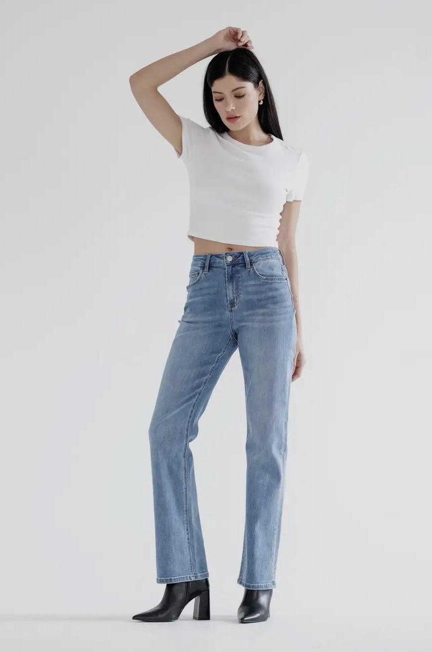 Mica light wash straight leg