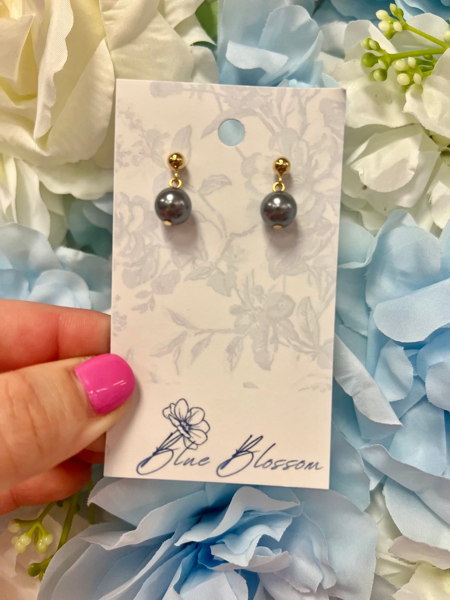 Eileen Dangle Earrings