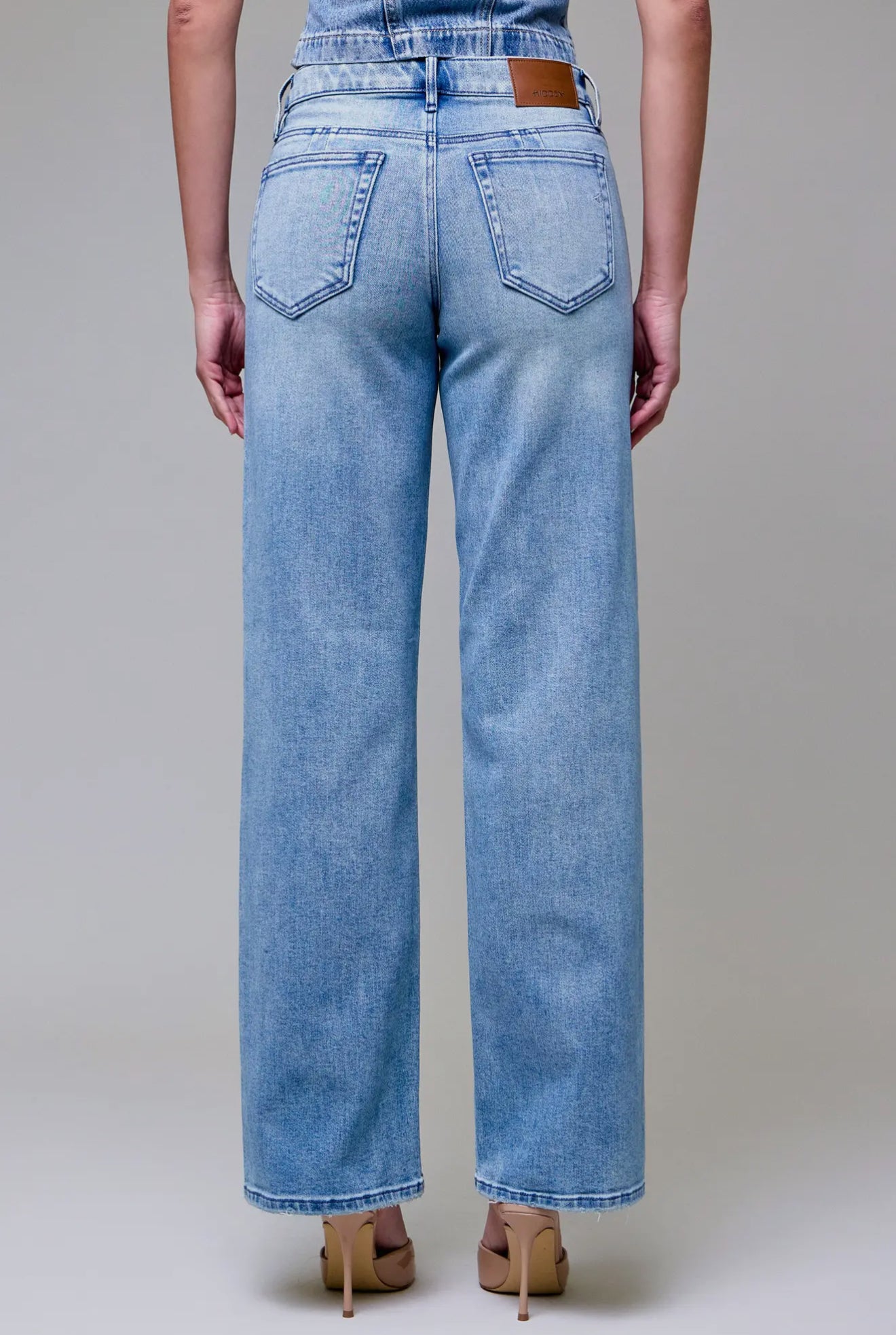 Hidden Vintage Stretch Mid Rise Dad Jean