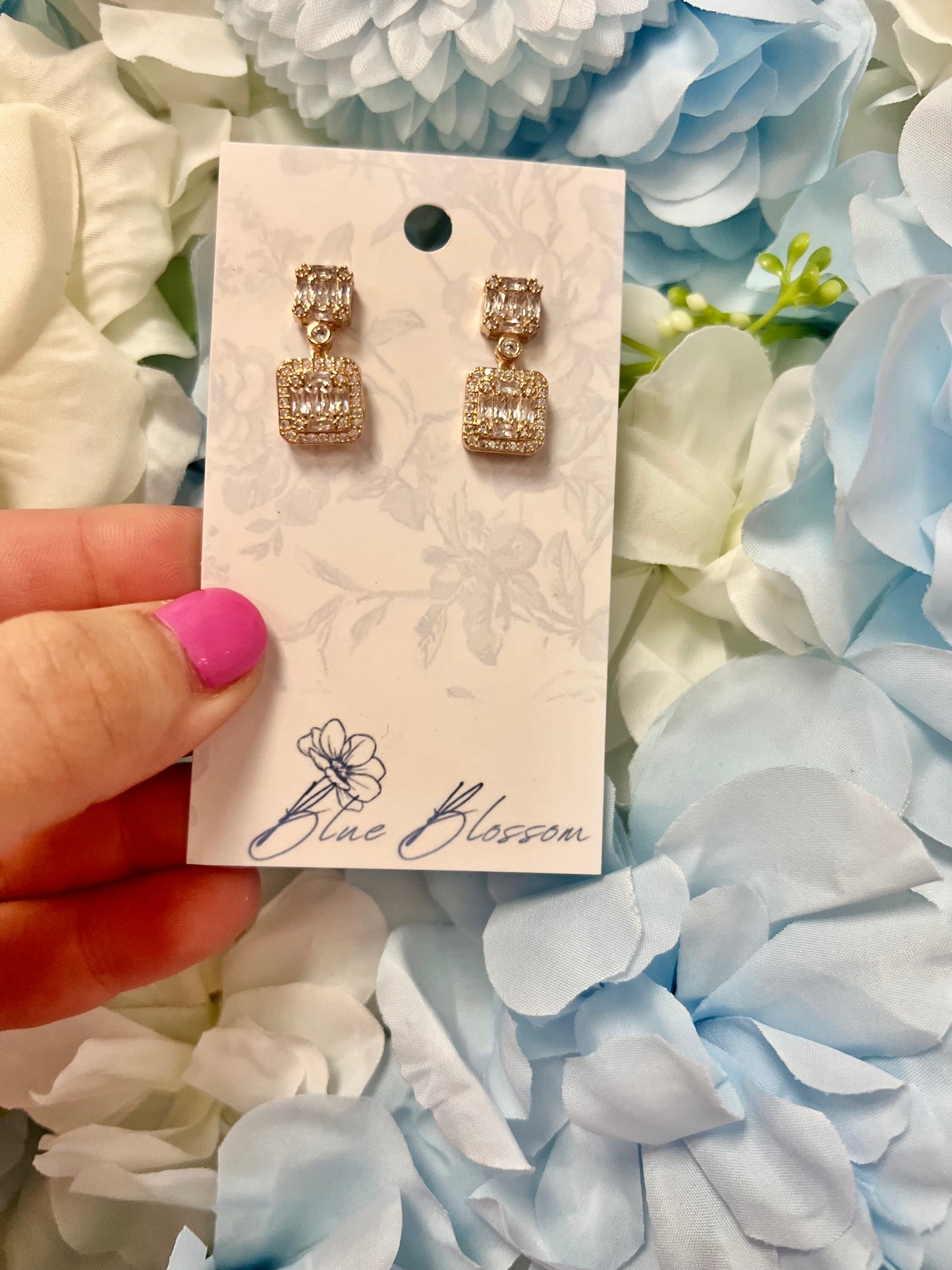 Theresa Dangle Earrings