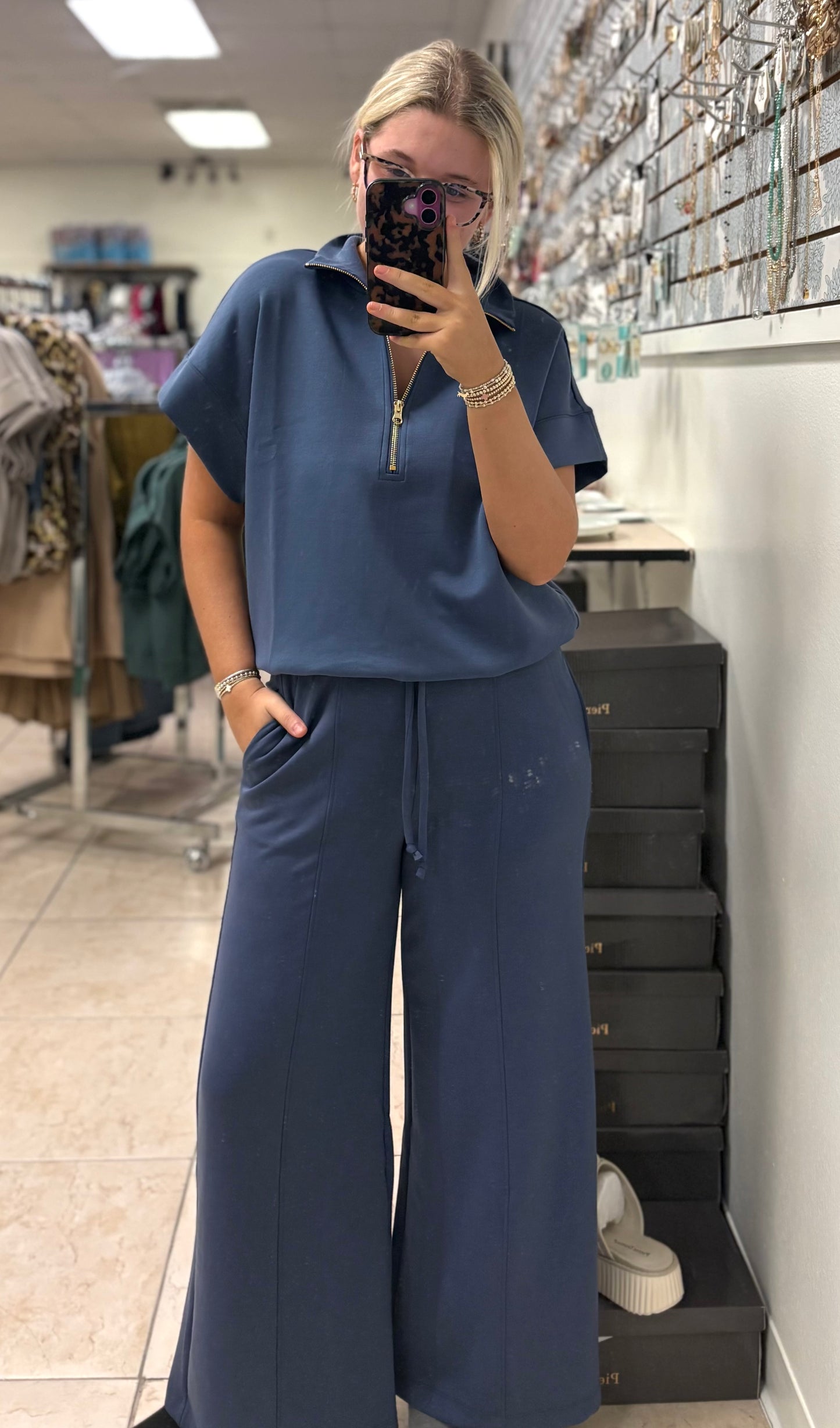 The Auburn Street Set