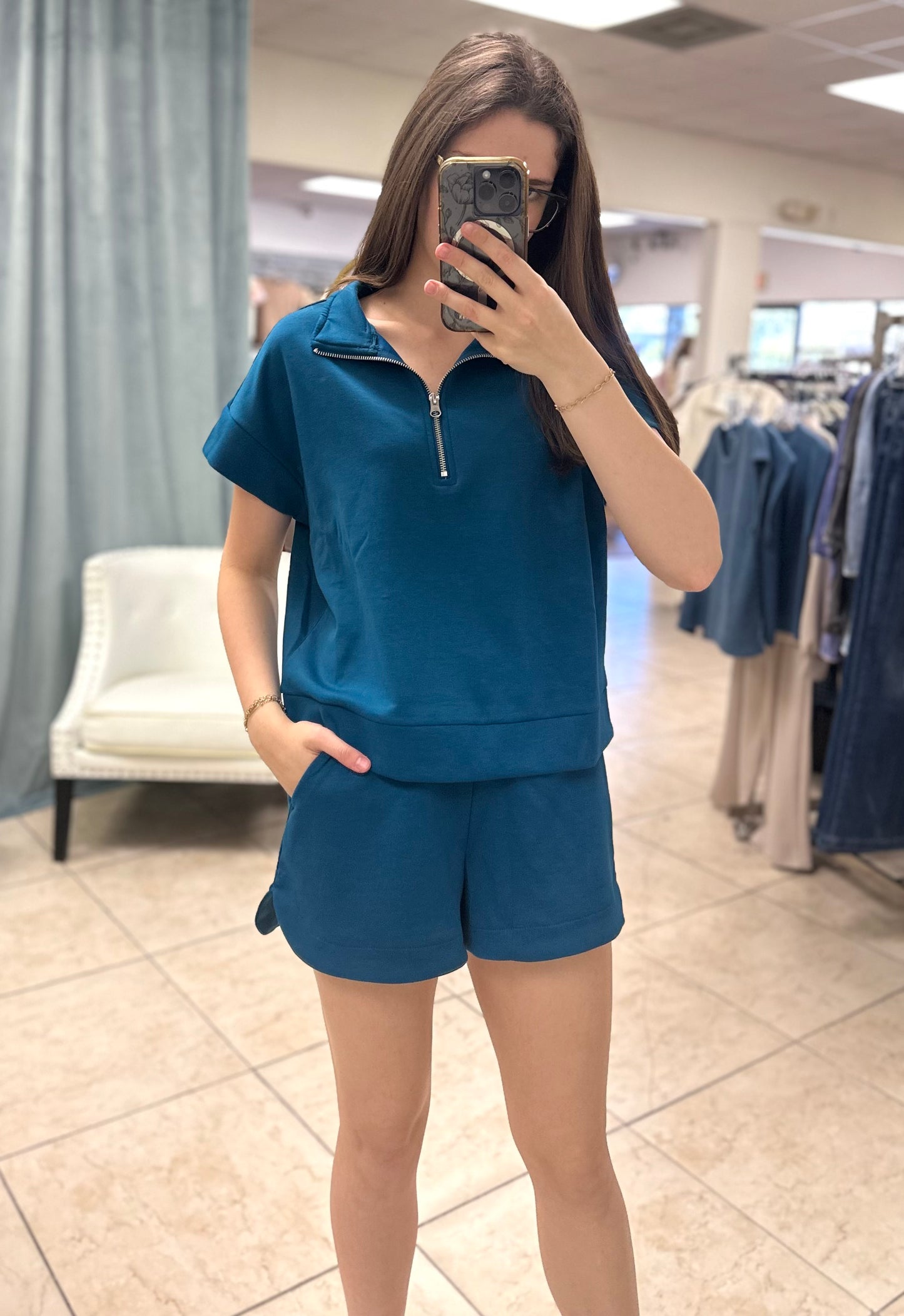 The Weekend Escape Zip Set