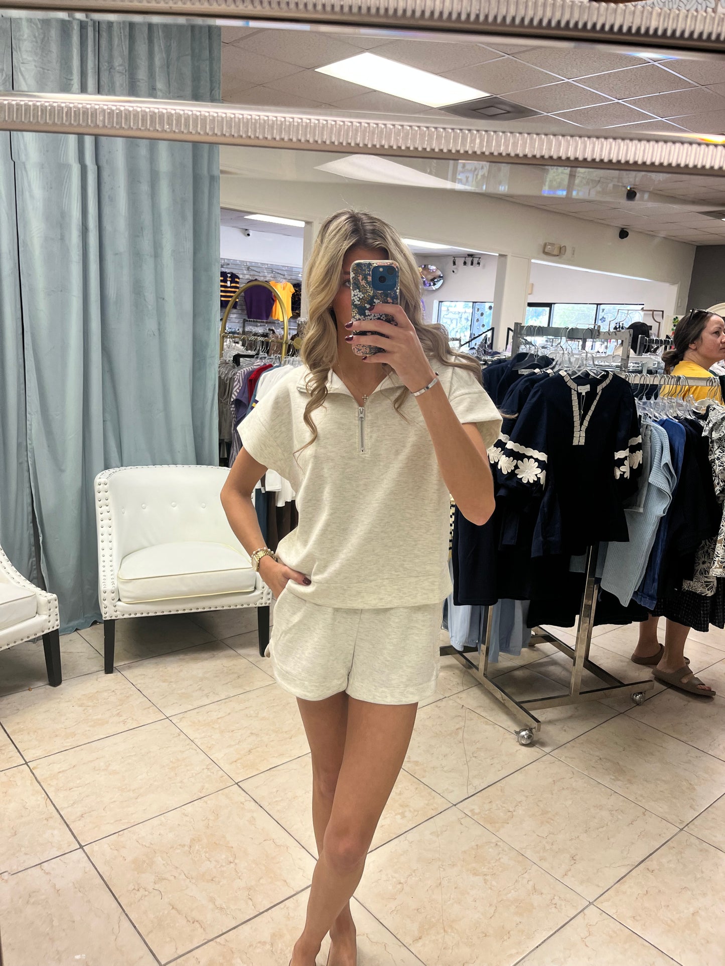 The Weekend Escape Zip Set