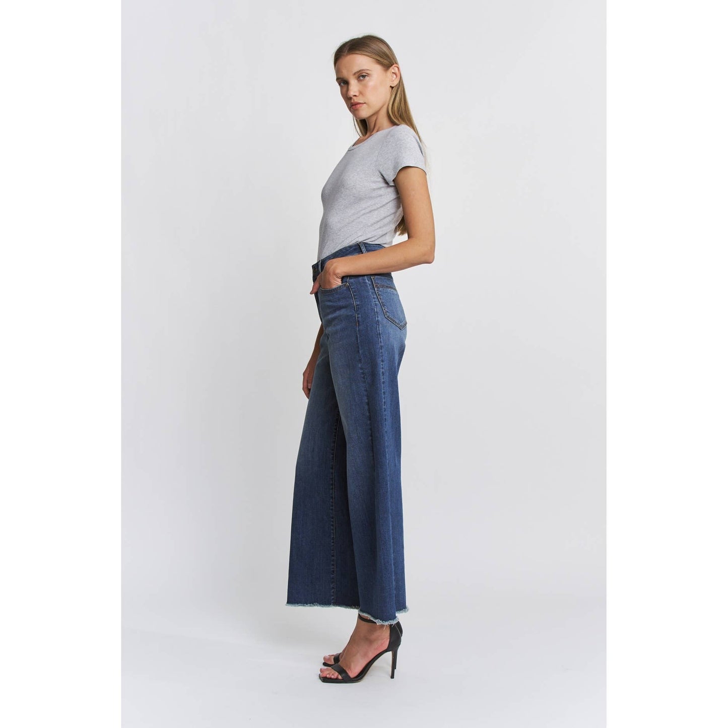 Sandi SUPER HIGH WIDE LEG ANKLE RAW HEM