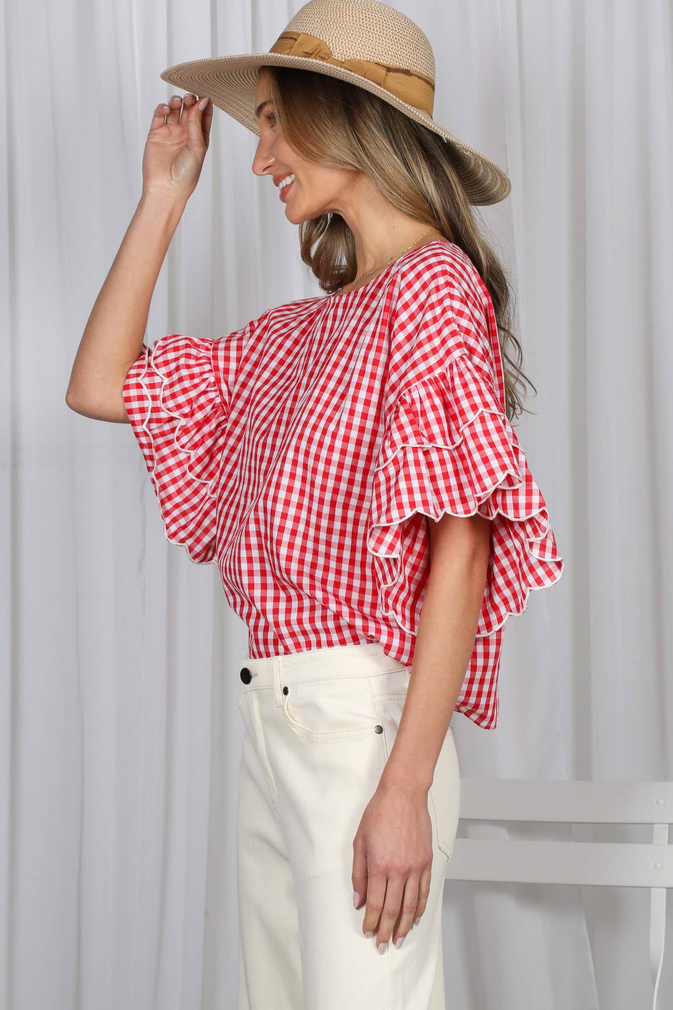 Charming Gingham Scallop Edge