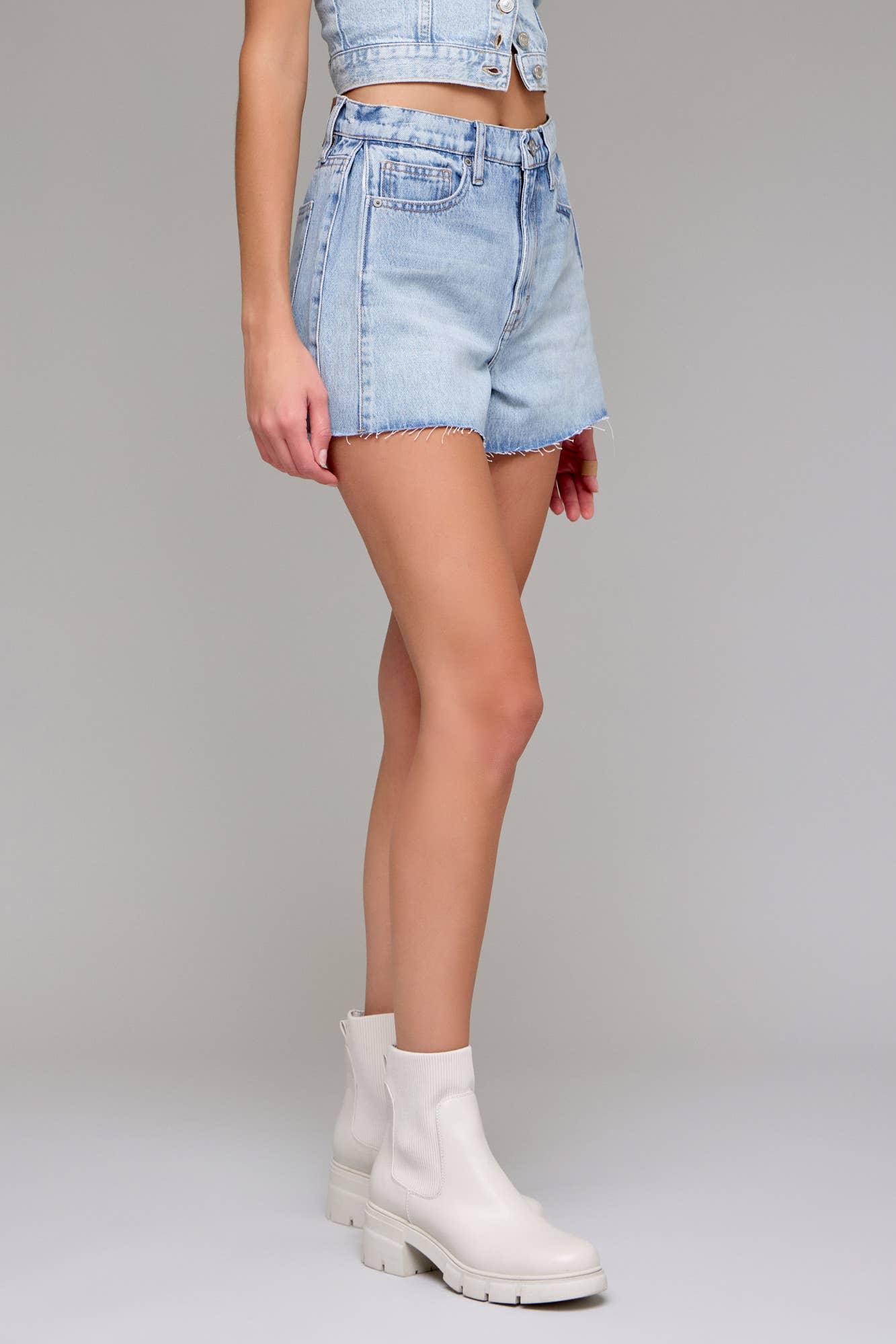 Med Wash A-Line Shorts