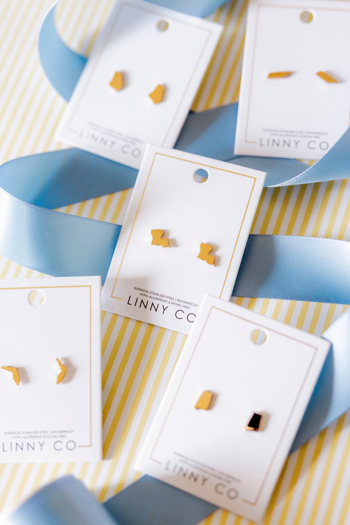 Screwback Stud Earrings - State of Louisiana
