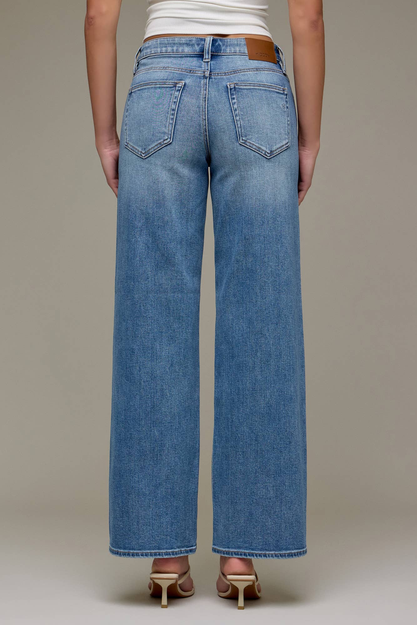 Hidden Mid Rise Dad Jeans