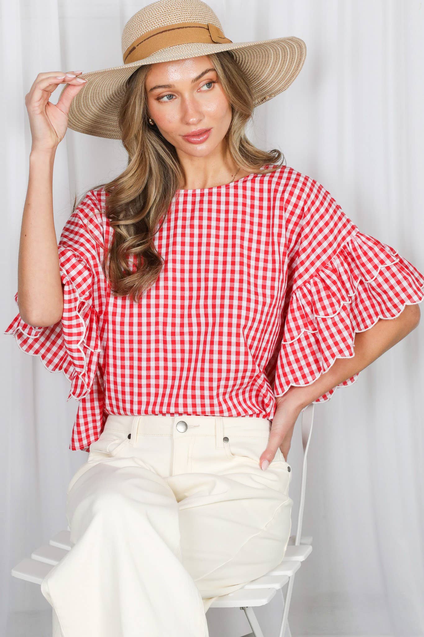 Charming Gingham Scallop Edge