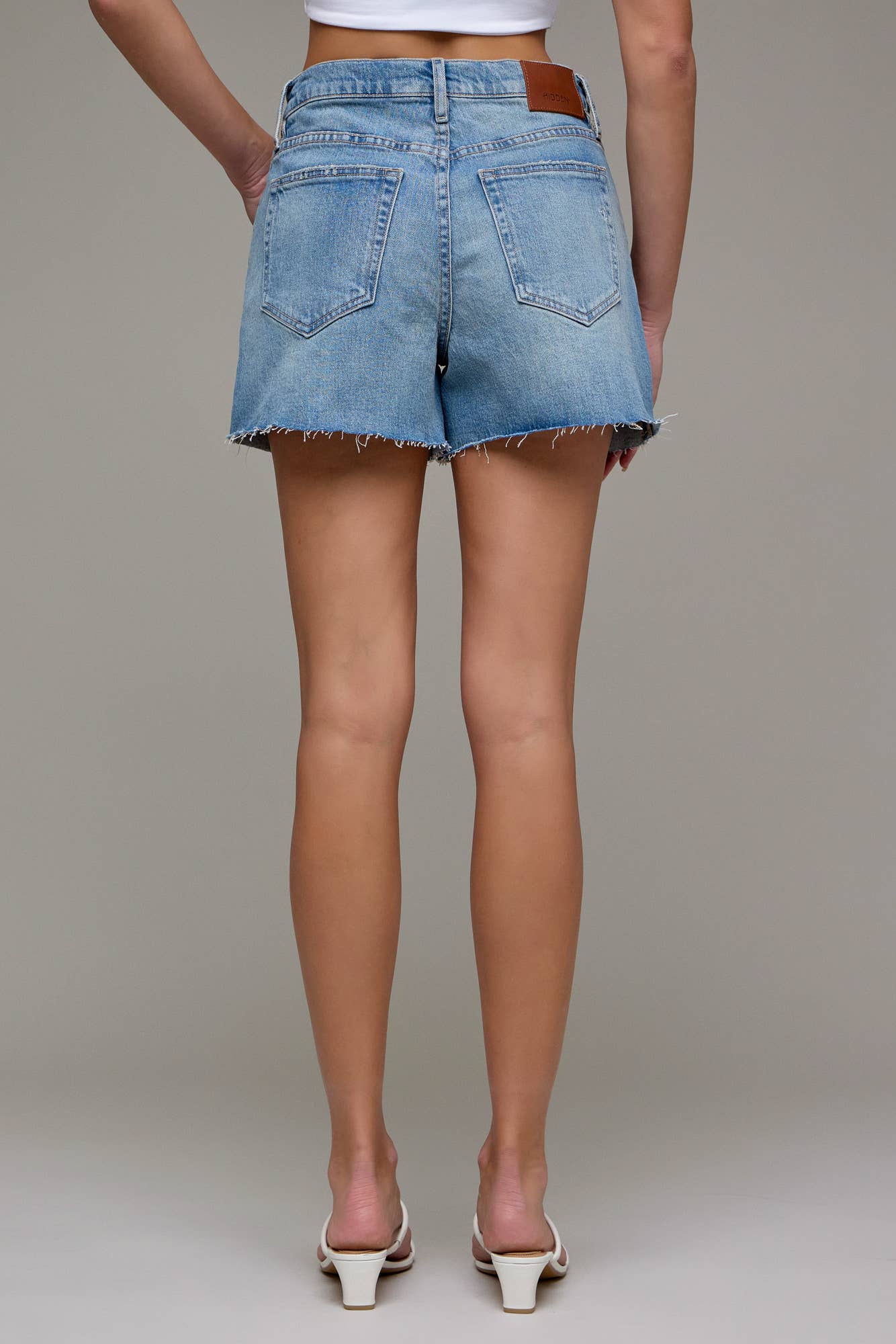 Med Wash Classic 4in A Line Shorts