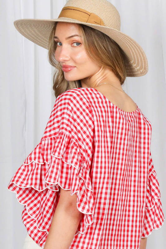 Charming Gingham Scallop Edge
