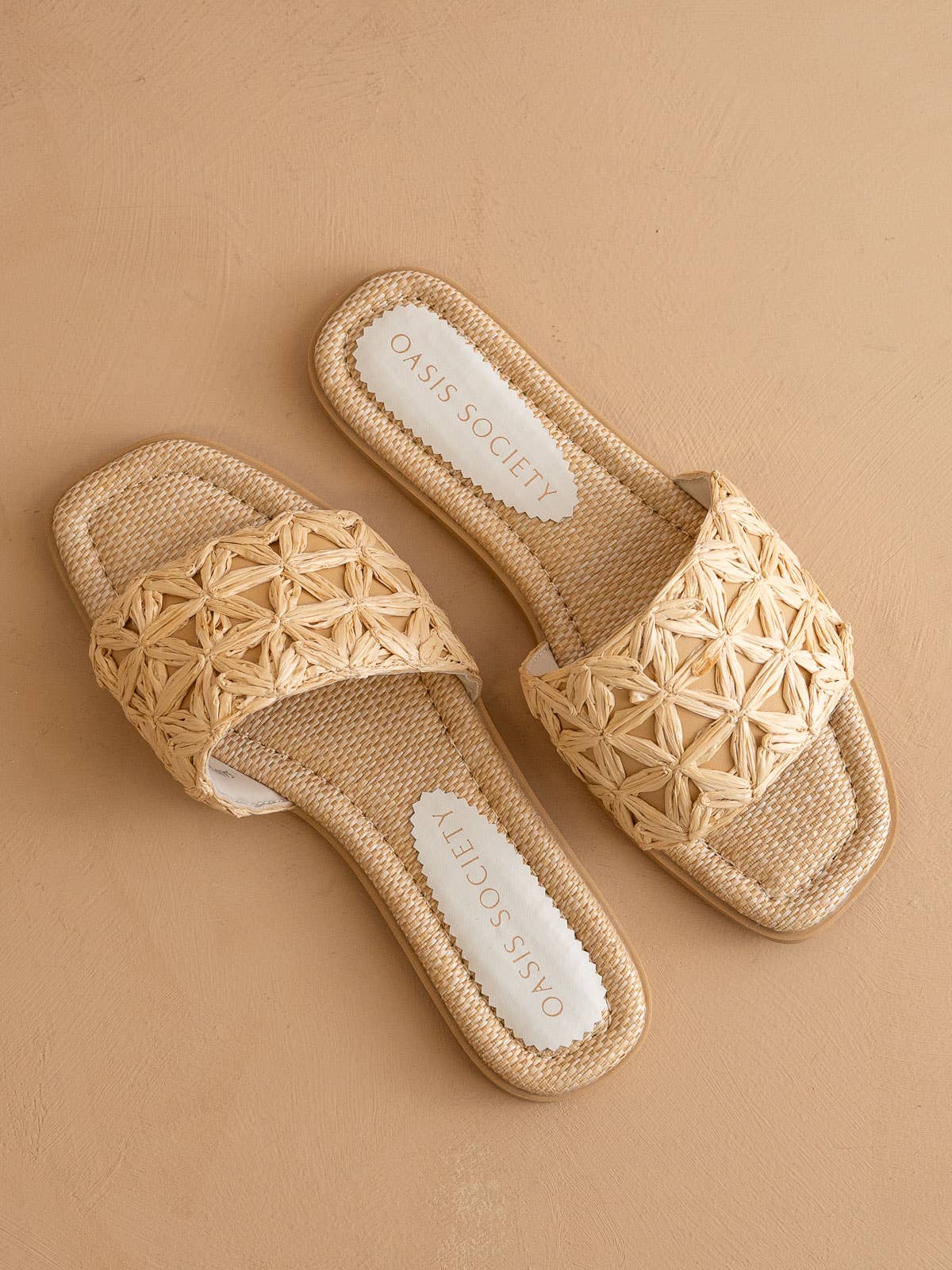 The Natasha | Natural Raffia Slide with Woven Basket