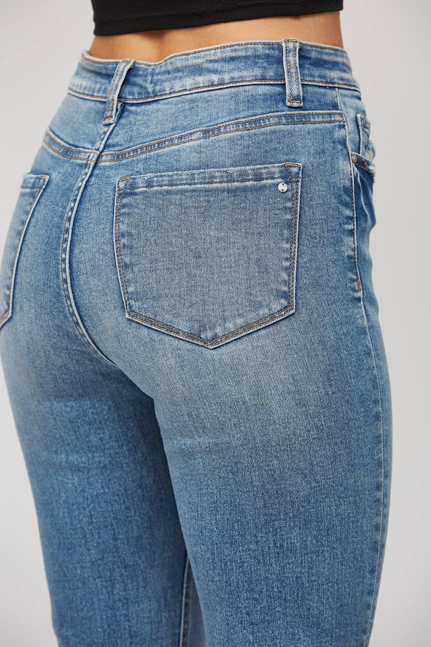 ANIELLO STRAIGHT LEG JEANS