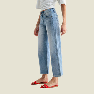 Sadie Everyday Straight Leg Jeans