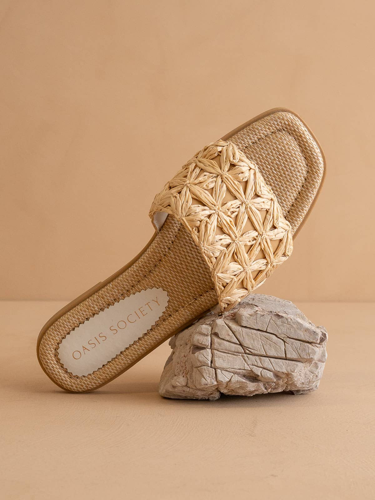 The Natasha | Natural Raffia Slide with Woven Basket