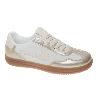 Outwoods Giana sneaker in white with brown sole